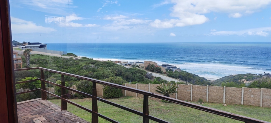 3 Bedroom Property for Sale in Dana Bay Western Cape